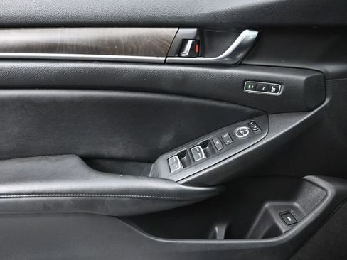 Used 2021 Honda Accord EX-L image 25