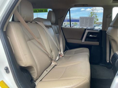 Used 2014 Toyota 4Runner Limited AWD/4WD image 40