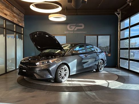 Used 2023 Kia Forte LXS FWD image 24