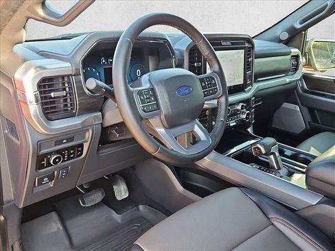 Used 2025 Ford F150 Lariat w/ Equipment Group 501A Mid AWD/4WD image 10