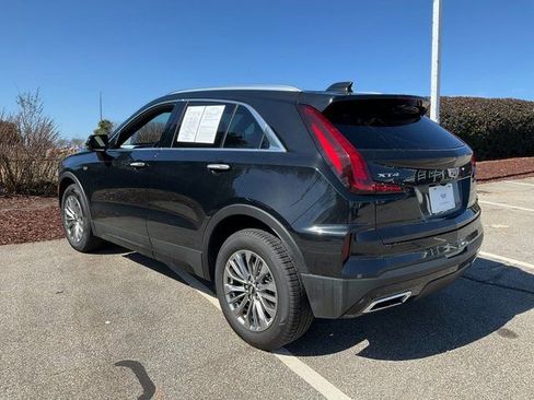 Used 2024 Cadillac XT4 Premium Luxury image 22