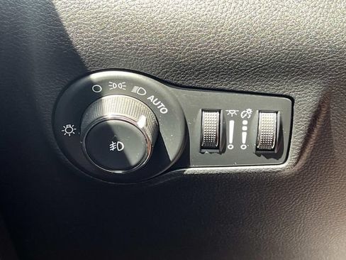 Used 2023 Jeep Compass High Altitude AWD/4WD image 26