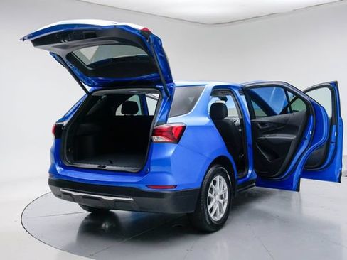 Used 2024 Chevrolet Equinox LT FWD image 22