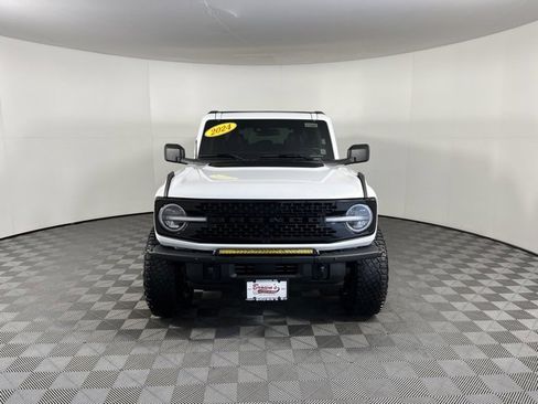 Used 2024 Ford Bronco Wildtrak image 2