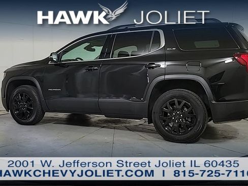 Used 2023 GMC Acadia SLE w/ Driver Convenience Package FWD image 5