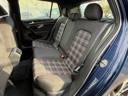 Used 2015 Volkswagen Golf 4-Door image 13