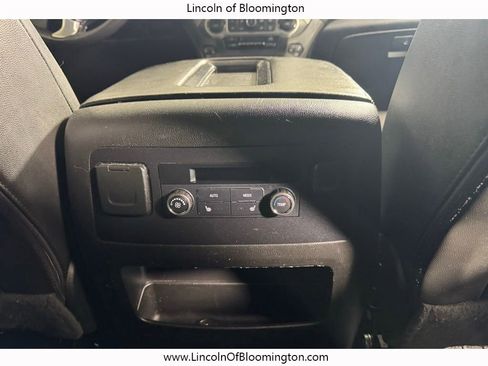 Used 2018 GMC Yukon SLT AWD/4WD image 23