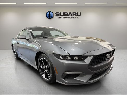 Used 2024 Ford Mustang Coupe RWD image 7