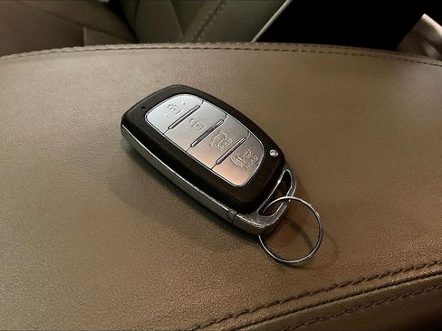 Used 2021 Hyundai Tucson Limited AWD/4WD image 34