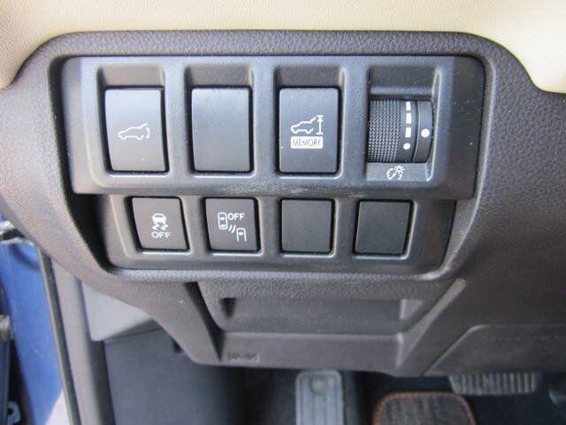 Used 2019 Subaru Ascent Touring w/ Popular Package #3 AWD/4WD image 18