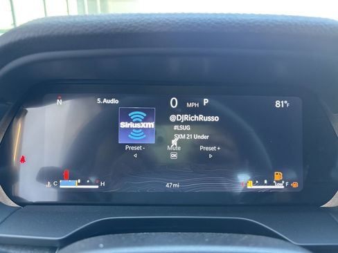 New 2025 Jeep Grand Cherokee Limited w/ Black Appearance Package image 12