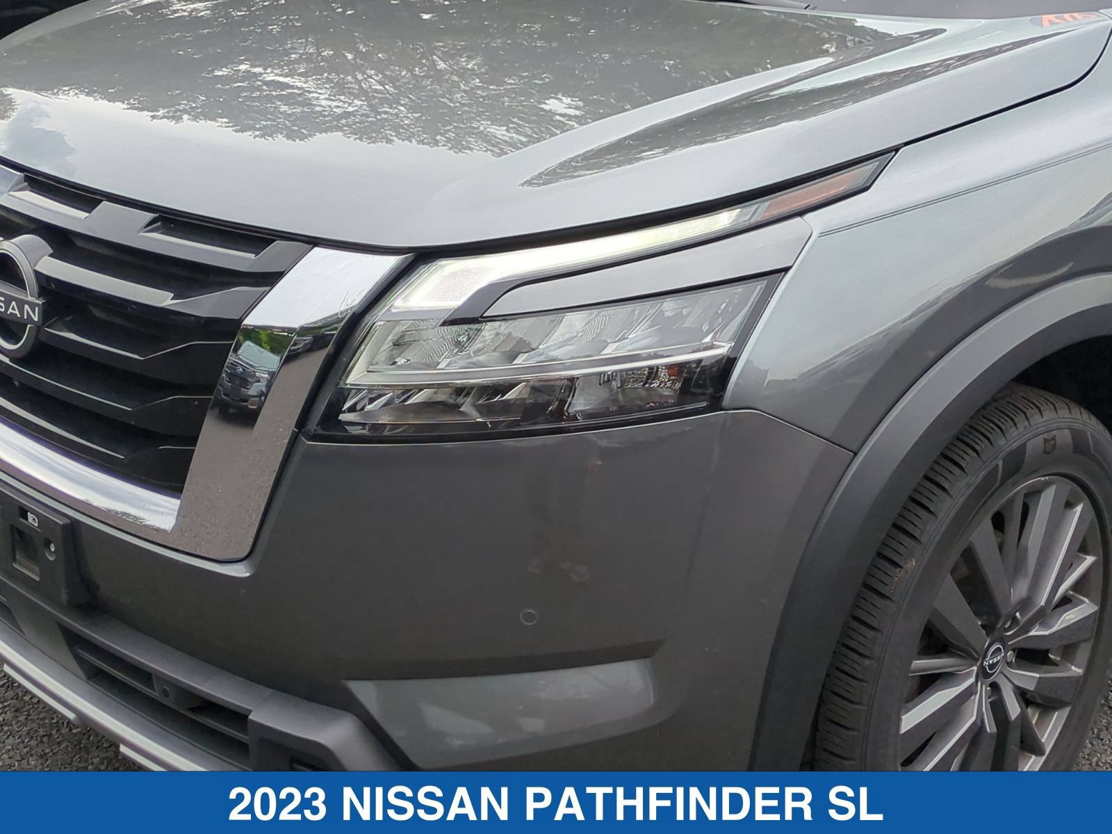 Used 2023 Nissan Pathfinder SL w/ SL Premium Package AWD/4WD image 10