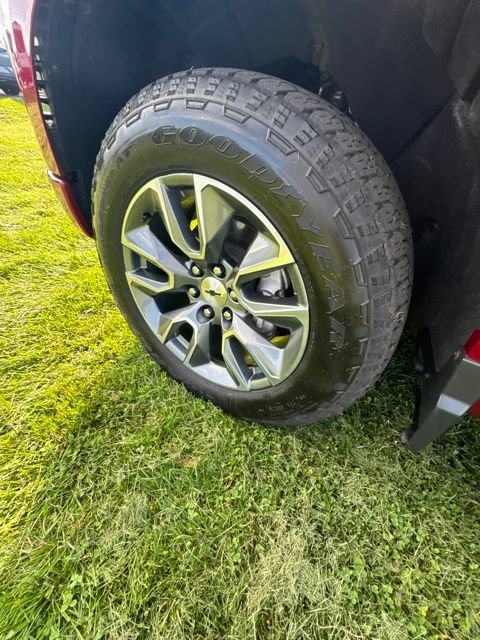 Used 2025 Chevrolet Silverado 1500 RST AWD/4WD image 19
