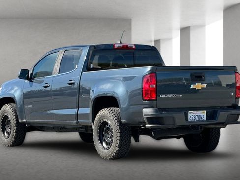 Used 2020 Chevrolet Colorado LT w/ LT Convenience Package image 6