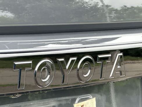 Used 2025 Toyota Land Cruiser w/ Premium Package AWD/4WD image 18