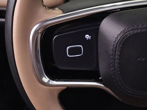 Used 2025 Lincoln Navigator Black Label image 32