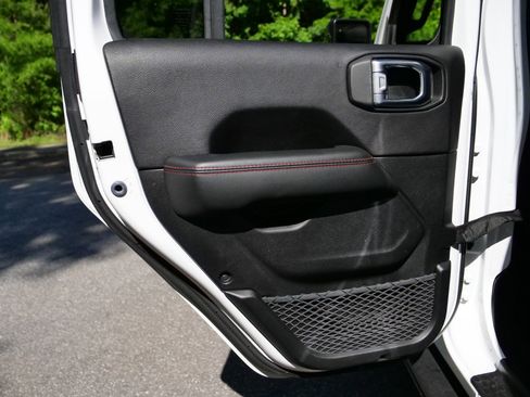 Used 2019 Jeep Wrangler Unlimited Rubicon AWD/4WD image 28