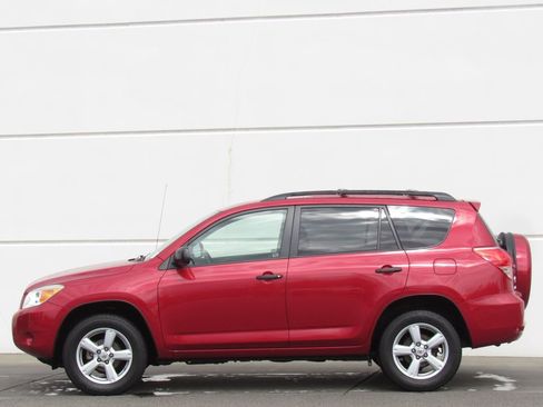 Used 2008 Toyota RAV4 4WD image 4