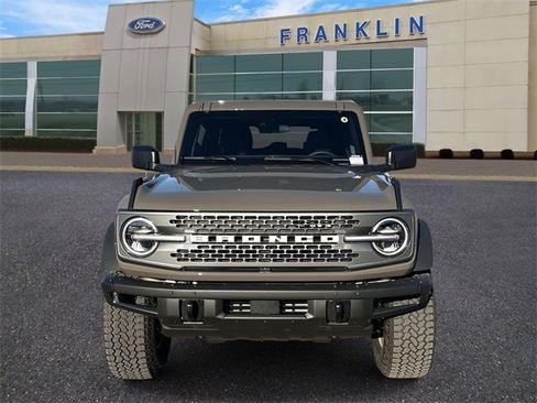 New 2025 Ford Bronco Badlands w/ Sasquatch Package image 2