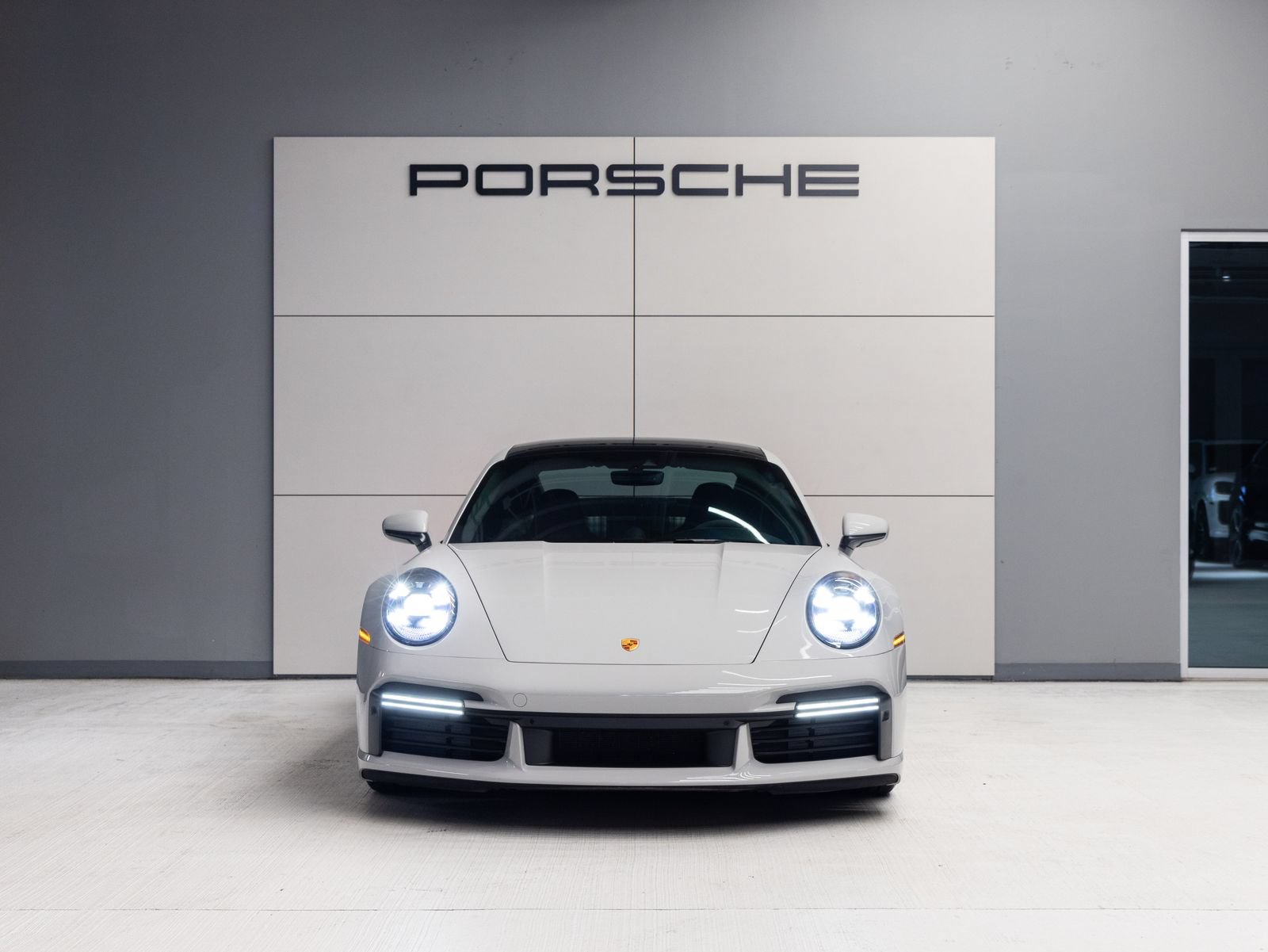 Certified 2025 Porsche 911 Turbo S AWD/4WD image 10