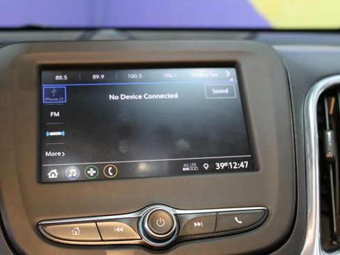 Used 2020 Chevrolet Equinox LT FWD image 27