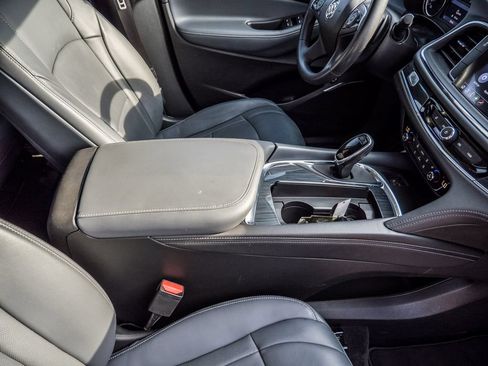 Used 2021 Buick Enclave Essence FWD image 17