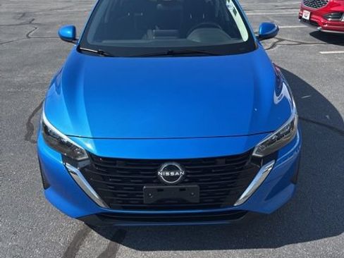 Used 2025 Nissan Sentra SV FWD image 6