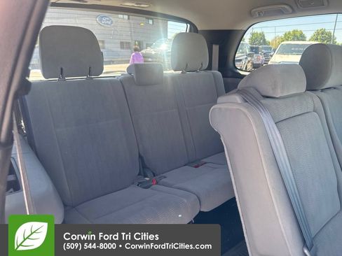Used 2017 Toyota Sequoia SR5 AWD/4WD image 8