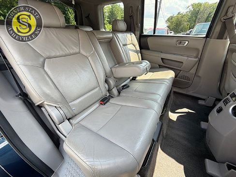 Used 2011 Honda Pilot EX-L image 19
