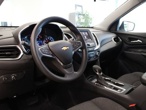 Used 2023 Chevrolet Equinox LT w/ LPO, Floor Liner Package AWD/4WD image 15