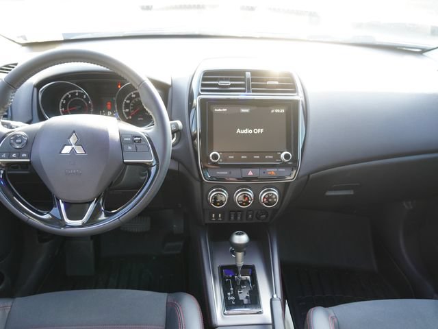 Used 2024 Mitsubishi Outlander Sport ES AWD/4WD image 5