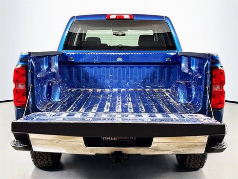 Used 2018 Chevrolet Silverado 1500 LT w/ Texas Edition image 22