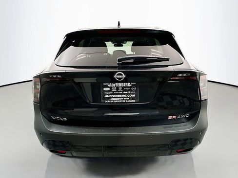 New 2026 Nissan Kicks SR w/ SR Premium Package image 19