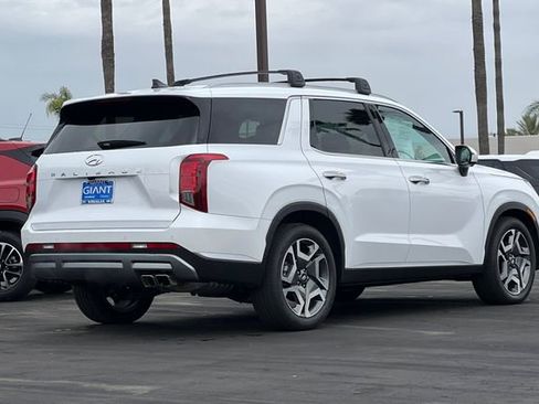 Used 2025 Hyundai Palisade SEL FWD image 4