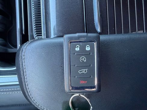 Used 2024 Jeep Wagoneer 4WD image 42