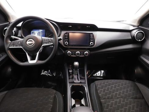 Used 2024 Nissan Kicks SV image 26