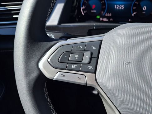 New 2026 Volkswagen Atlas Cross Sport SE image 18