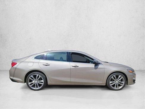 Used 2023 Chevrolet Malibu LT w/ Driver Confidence Package FWD image 4