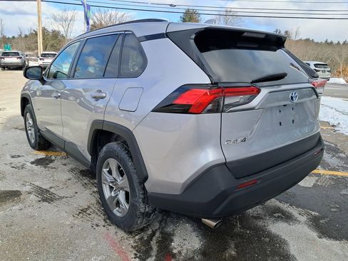 Used 2023 Toyota RAV4 LE image 5