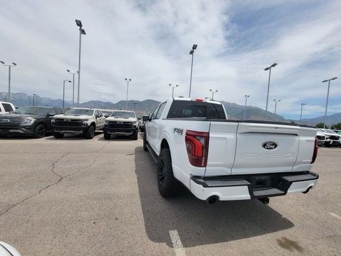 Used 2025 Ford F150 Lariat w/ Equipment Group 501A Mid AWD/4WD image 9