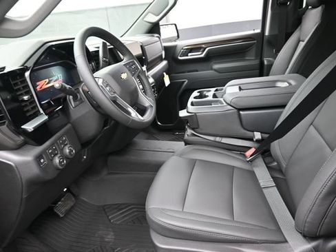 New 2026 Chevrolet Silverado 1500 LT AWD/4WD image 8