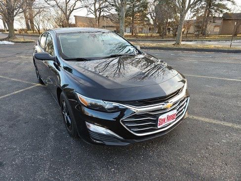 Used 2020 Chevrolet Malibu LS image 8