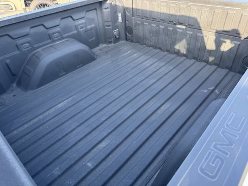 Used 2023 GMC Sierra 1500 SLT w/ SLT Premium Plus Package AWD/4WD image 26
