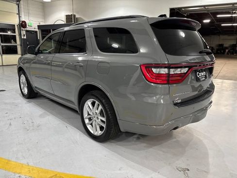 Used 2024 Dodge Durango GT AWD/4WD image 3