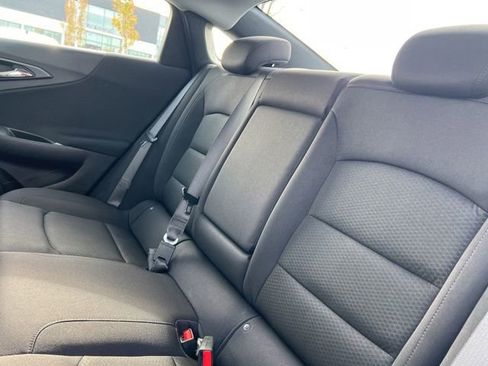 Used 2024 Chevrolet Malibu LT image 31