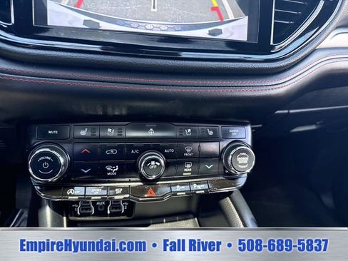 Used 2023 Dodge Durango GT AWD/4WD image 27