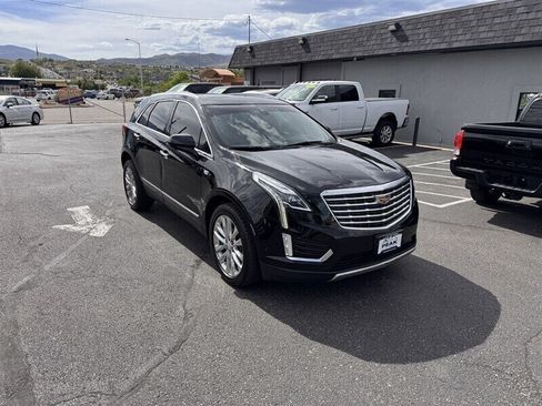 Used 2017 Cadillac XT5 Platinum w/ Driver Assist Package AWD/4WD image 1