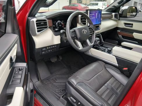 Used 2023 Toyota Sequoia Capstone AWD/4WD image 10