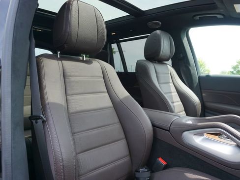 Certified 2023 Mercedes-Benz GLS 580 4MATIC image 65