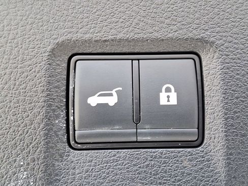 Used 2024 INFINITI QX60 Luxe w/ Cargo Package image 30